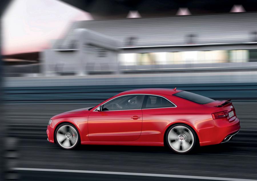  Audi RS5 Coupe 2010 года  (WW) (фото 37 из 66)